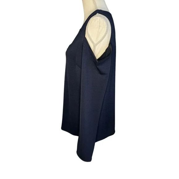 Banana Republic Women’s Navy Blue Medium Crepe Cold Shoulder‎ Keyhole Top - Picture 3 of 8